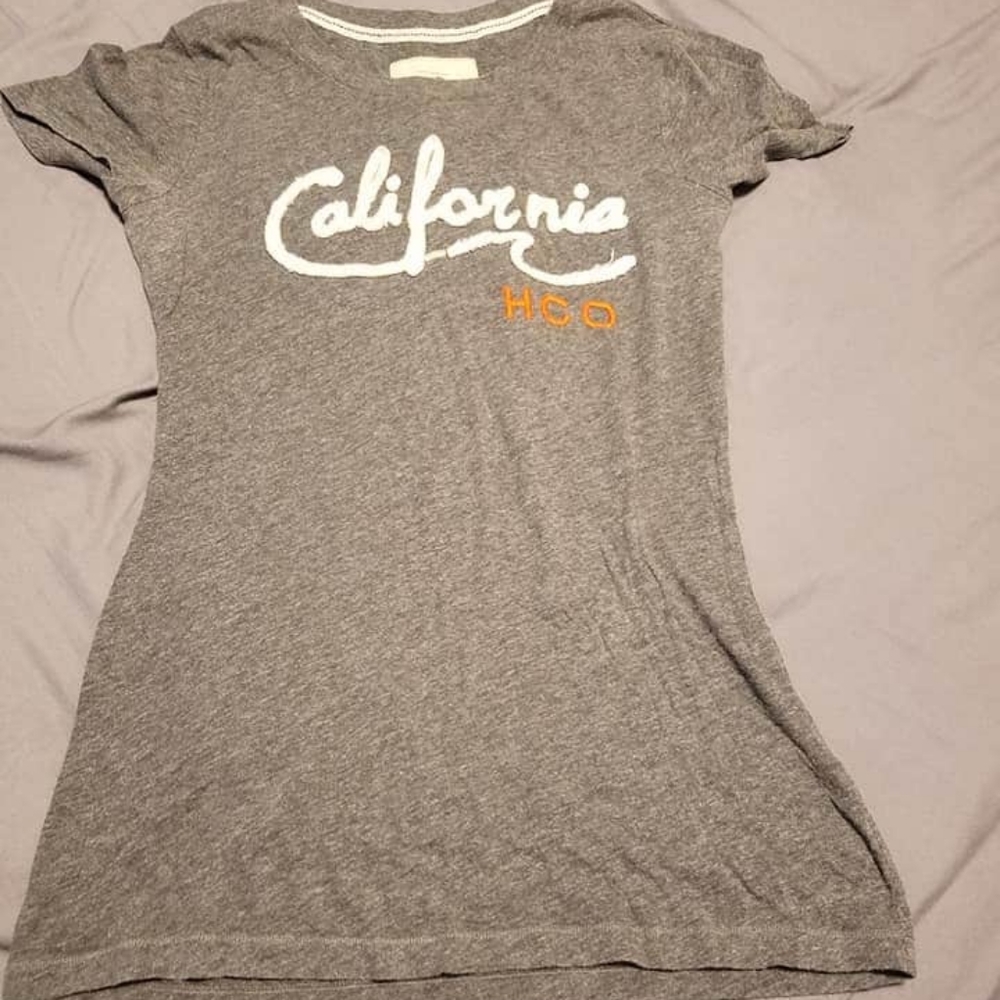 Gray Hollister shirt